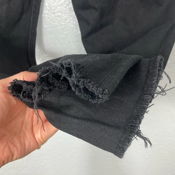 Everlane Black raw hem crop jeans - Picture 8 of 9